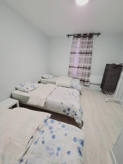 Appartement Proche St Denis "Appart 3" Pierrefitte-sur-Seine Exterior photo