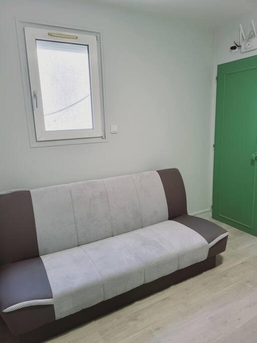 Appartement Proche St Denis "Appart 3" Pierrefitte-sur-Seine Exterior photo